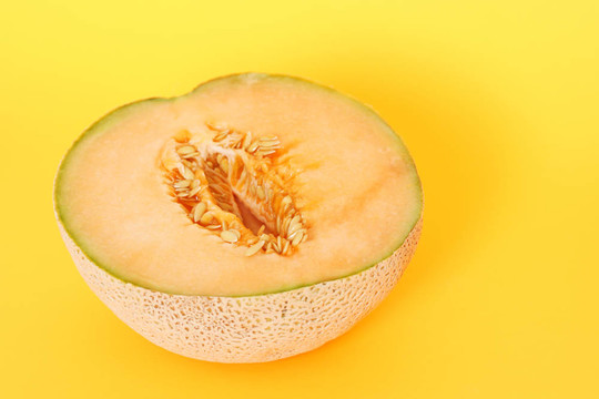 半個(gè)哈密瓜