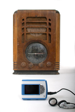 老廣播新的MP3播放器1