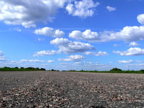 道路在地平線