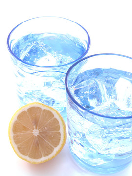 礦泉水