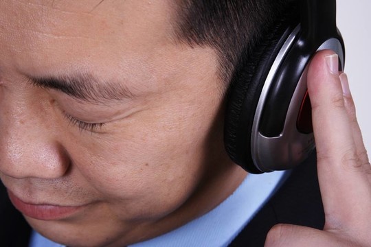 亞洲商人聽