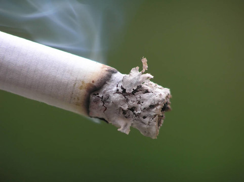 香煙的煙霧