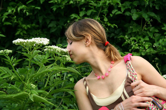 年輕的黑發(fā)