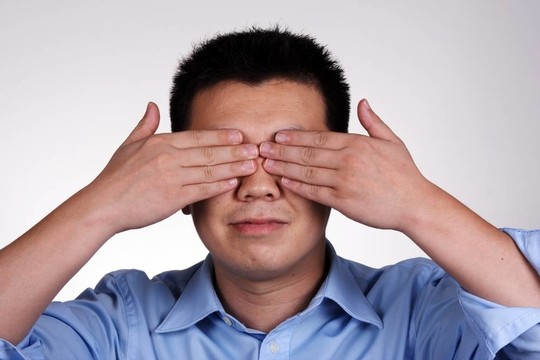 不看邪惡