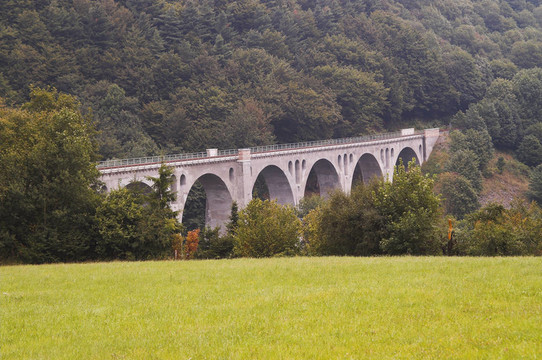 橋在Hoch Souerland