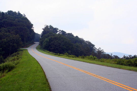 山區(qū)道路