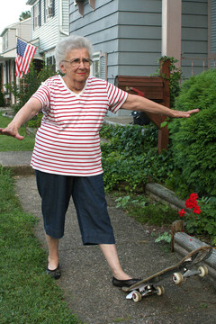 sk8boardgrandmother2