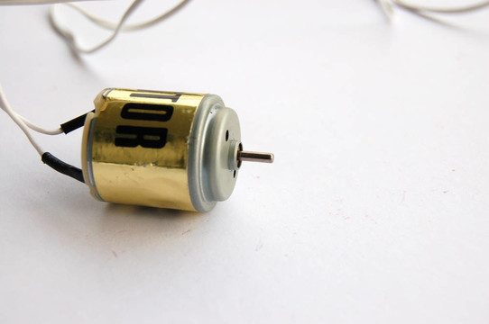 電子電機(jī)
