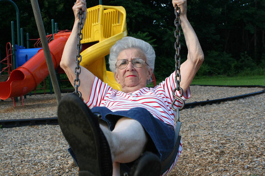 swingingrandmother12