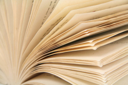 打開的書