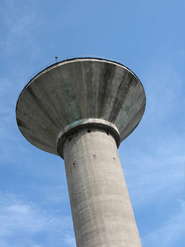 水塔