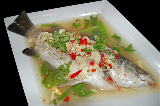 清蒸鱸魚