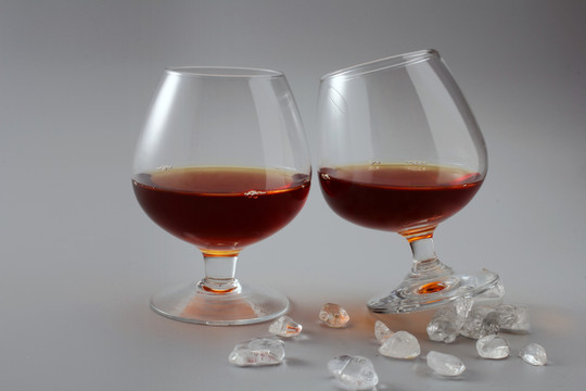 酒杯 酒