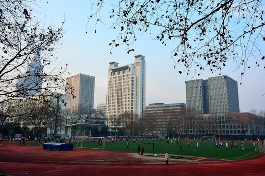 南京大學(xué)