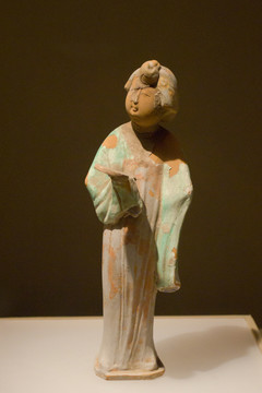 彩繪持鏡女俑