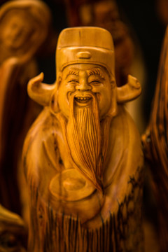 木雕藝術(shù)財(cái)神