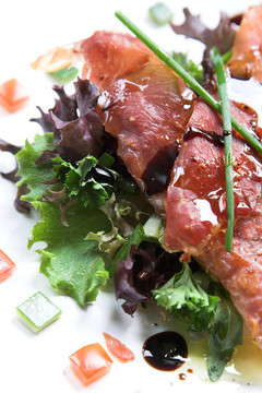 脆皮parmaham seasonsalad