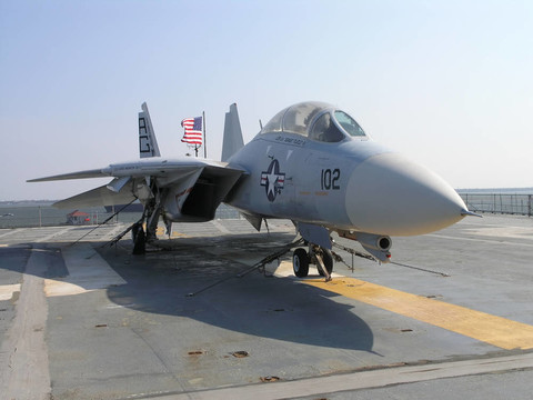 F-14雄貓式戰(zhàn)斗機
