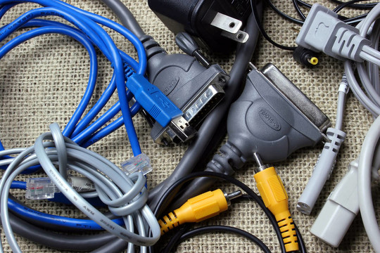 電線和電纜。