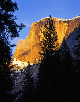 mn0332halfdome2（V）