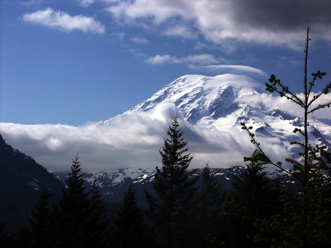雷尼爾山