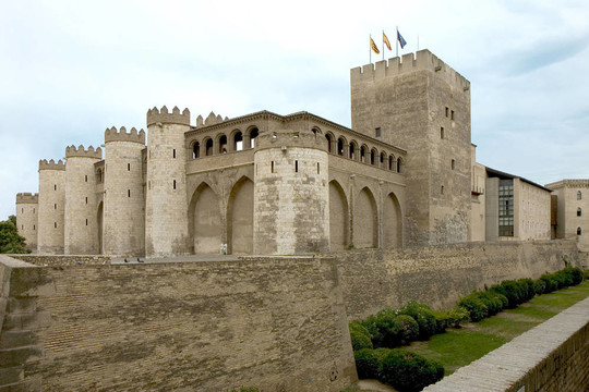 La aljaferia；Zaragoza