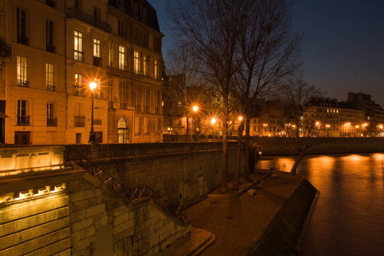 Le Quai de Bourbon