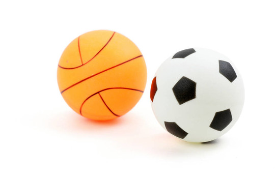 籃球；足球或足球