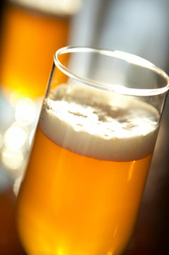 啤酒