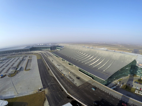 俯瞰沈陽機(jī)場航站樓全景