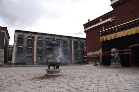 薩迦寺