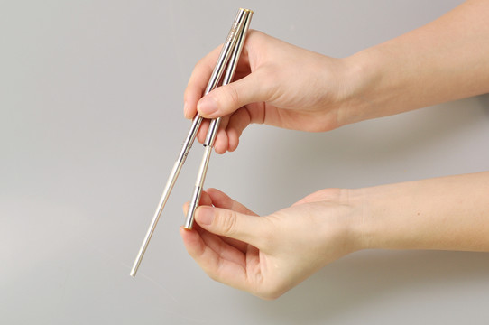 學(xué)用筷子