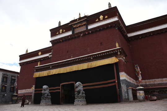 薩迦寺