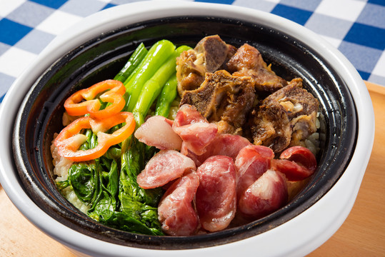 煲仔飯
