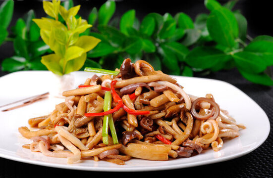 茶樹菇炒肚絲
