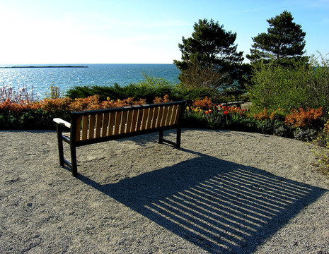 臺(tái)上的Lakeshore