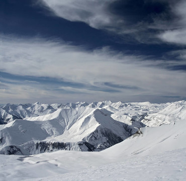 高高的雪山