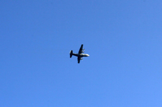 天空中的飛機(jī)