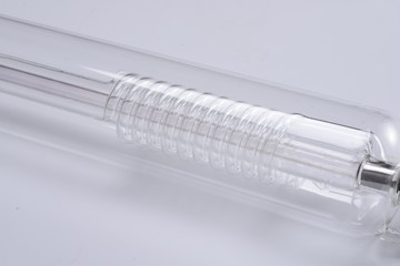 激光器