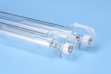 激光器