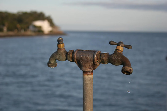 滴水