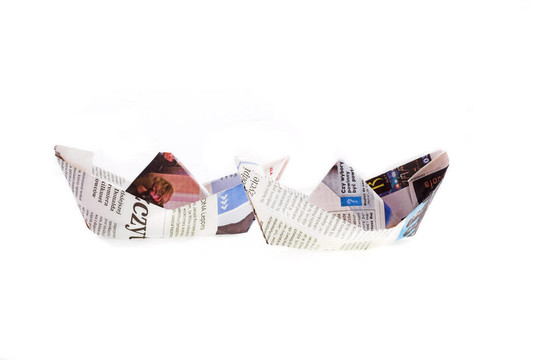papernews船