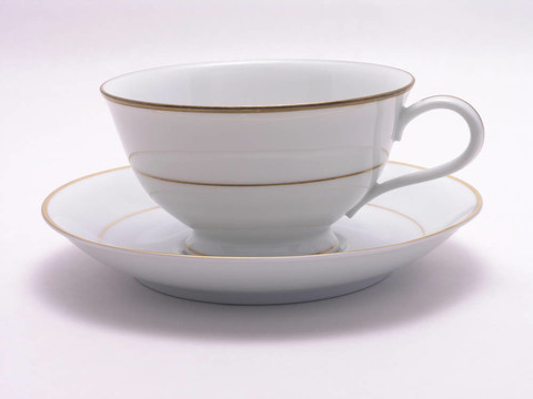 茶杯和飛碟3