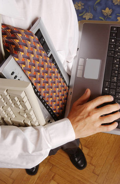 manager_laptop004