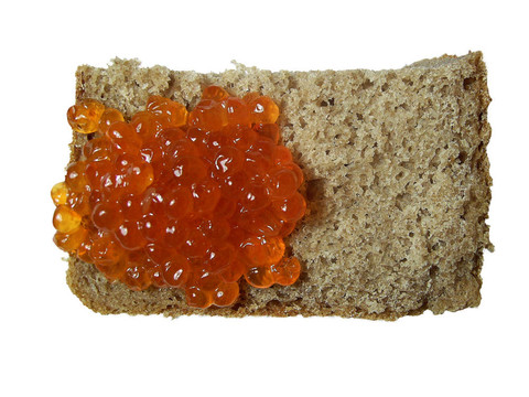 三明治配魚子醬