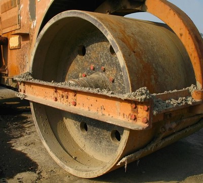 重型壓路機(jī)