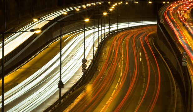 夜間公路交通
