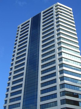 白色的玻璃建筑
