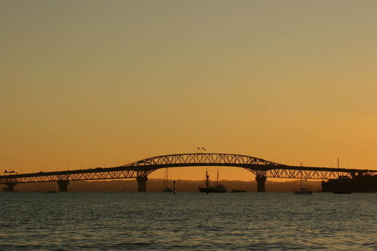 奧克蘭海港大橋