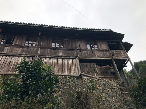 地筍苗寨